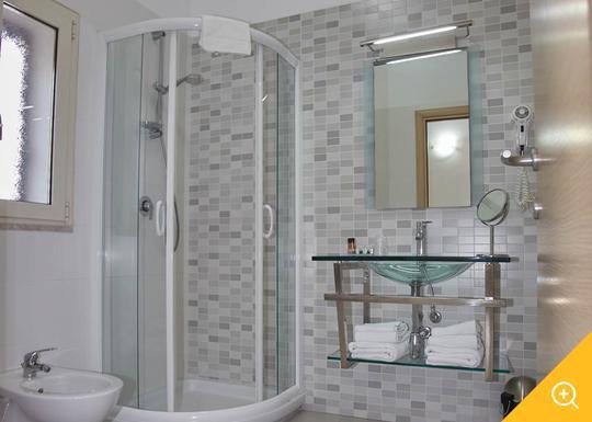Double Room,129463995:JPEG